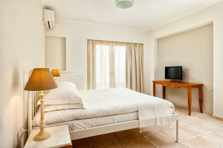 The Mini Beach Hotel