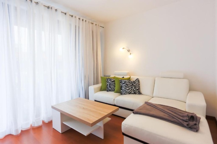 2 Bedrooms Double Apartment with sea view