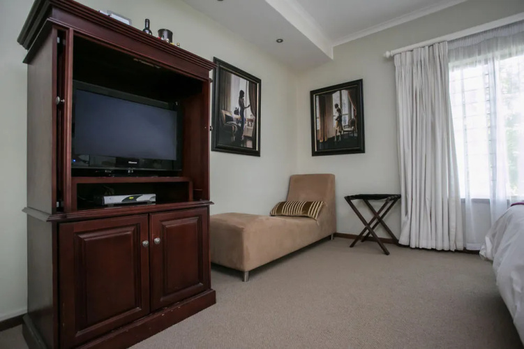 18 Burlington B&B