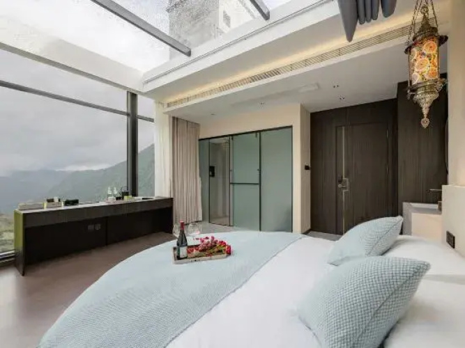 Mount Siguniang Cloud Mountain Stay