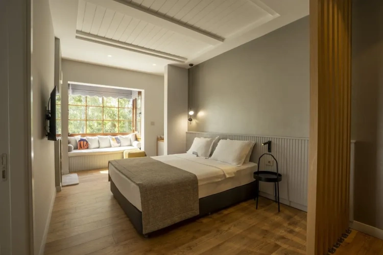 Comfort room