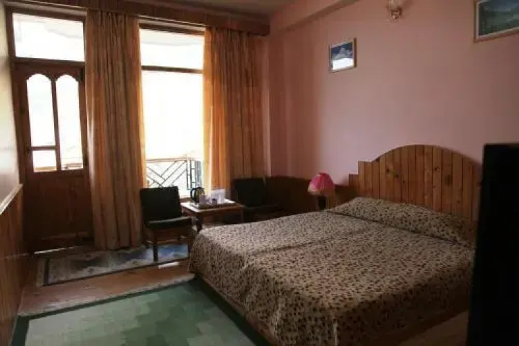 Hotel Naggar Delight