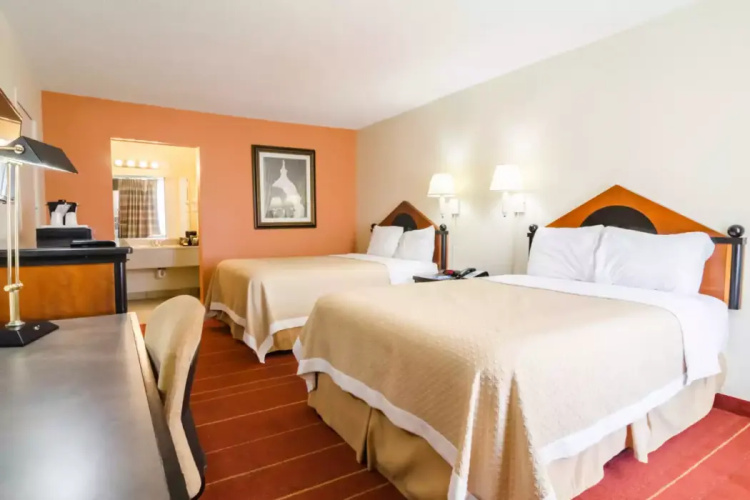 Rodeway Inn Hotel Greensboro
