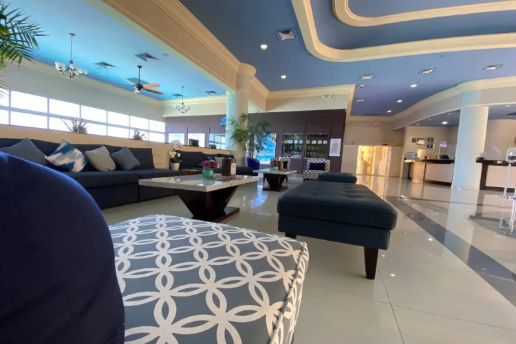 Simpson Bay Resort, Marina & Spa