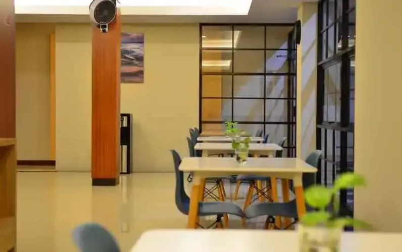 Art 2Stay Hotel Semarang