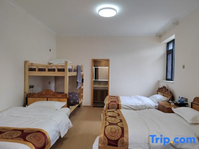 Bed in Dorm (female dorm)