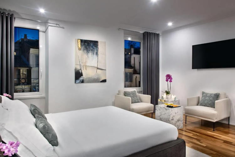 Fellini Design Suites