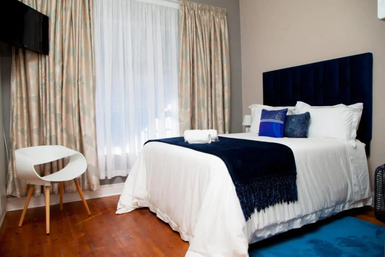 Cozy Blue Guesthouse