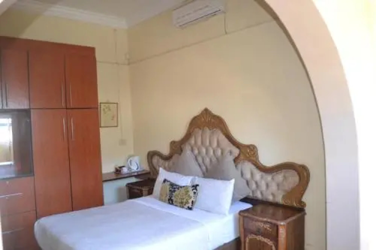 oasis guest house