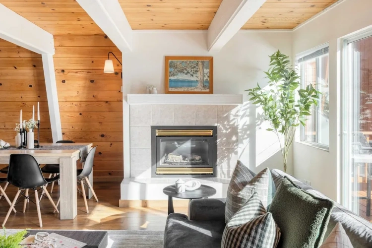 3 Bedrooms Apartment