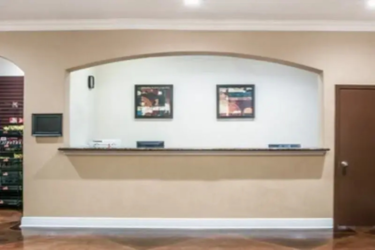 Ramada Beaumont