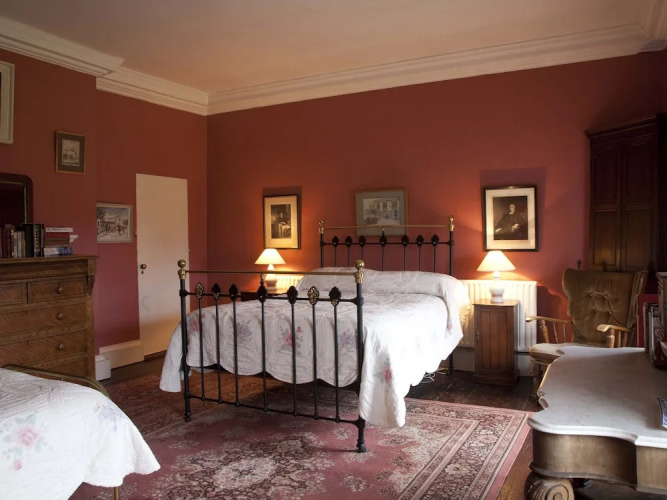 Roundwood House