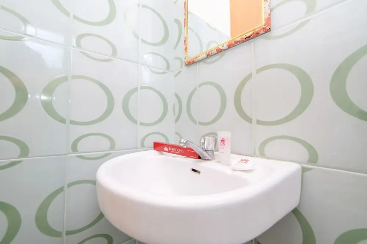ZEN Rooms Basic Matt Guesthouse Boracay