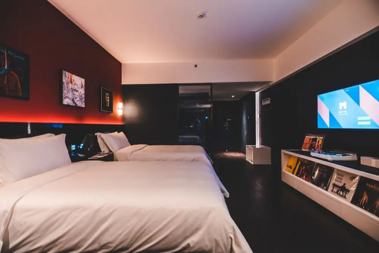 M Hotel