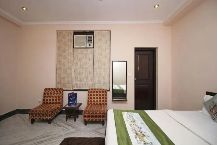 OYO 65771 New Era Residency