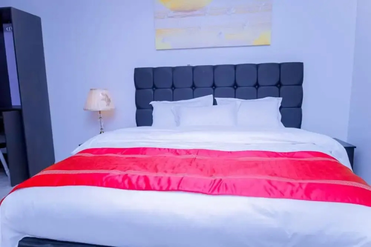 Fanfare Suites