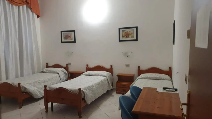 Hotel 4 Mori
