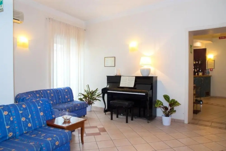 Hotel Tirreno