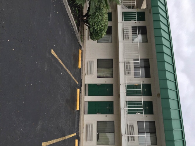 Q Lodging