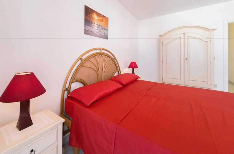 2 Bedrooms Apartment with balcony