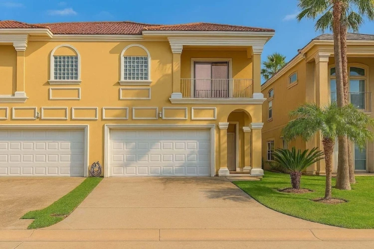3 Bedrooms Cottage