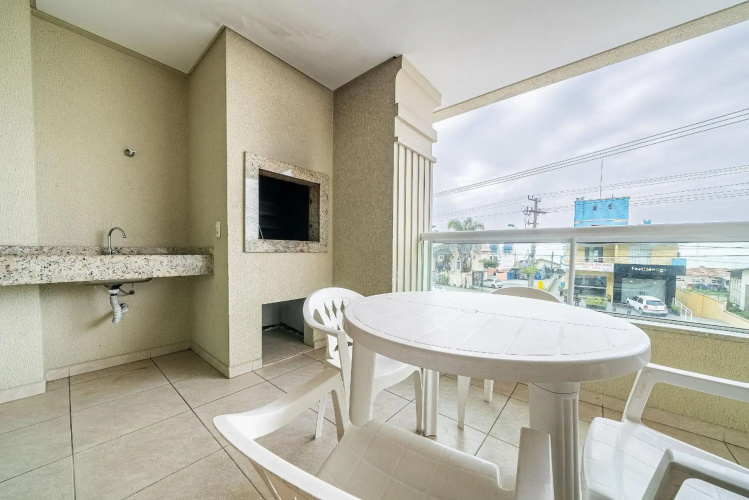 140 - Lindo apartamento com 03 dormitórios - Com Vista Mar!