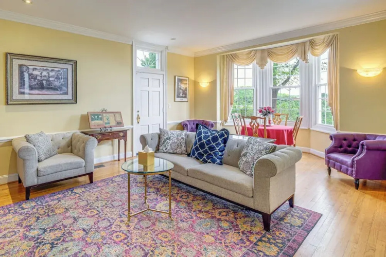 9-acre New River Retreat Near Radford University