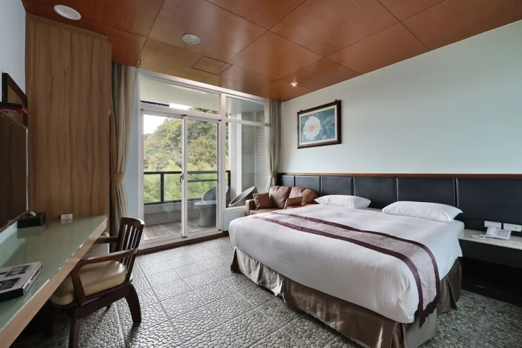 Deluxe Double room with balcony