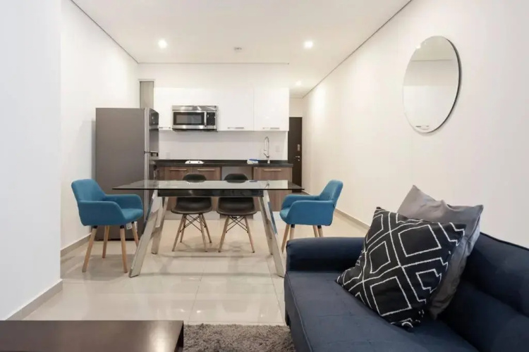 Beautiful loft. King size bed. 150 Mbps internet.