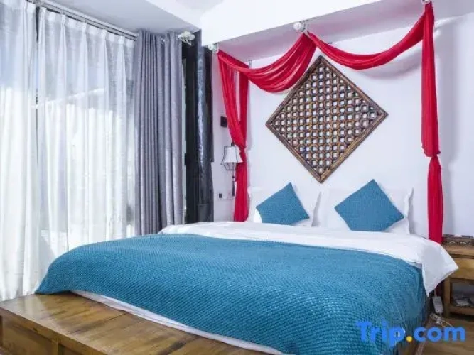 Deluxe Double Duplex room with balcony