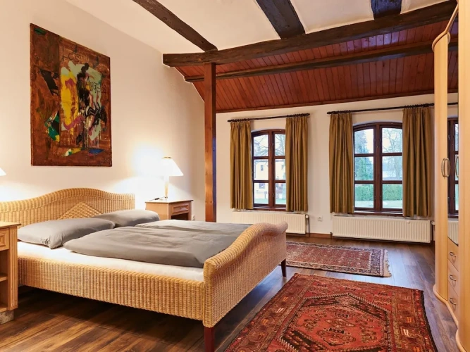 4 Bedrooms Cottage