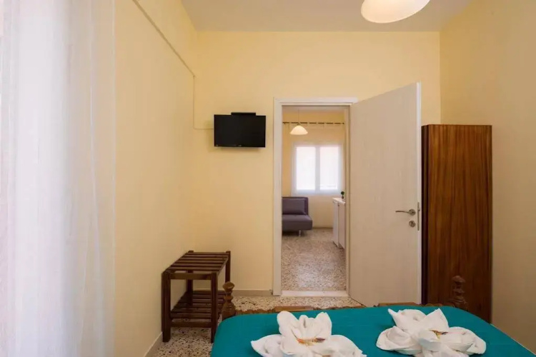 Penelopi Rooms