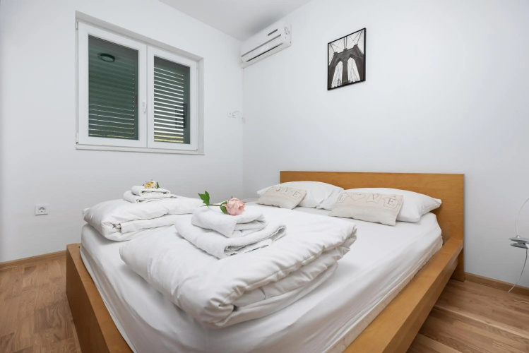 Apartment Ana