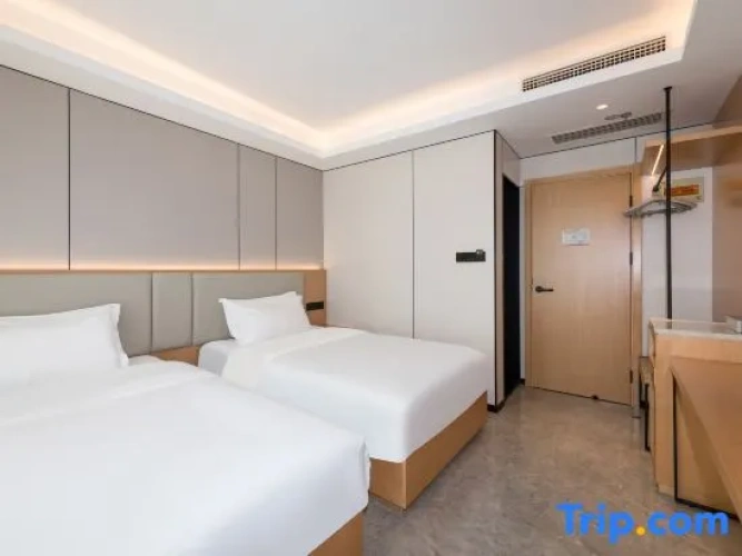 Luxury Twin room