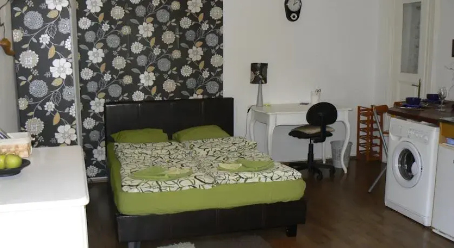 Lavender Apartment