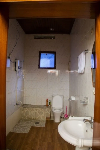 6 Bedrooms Business Cottage with balcony and with garden view