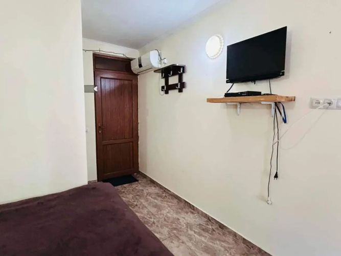 FLAT1