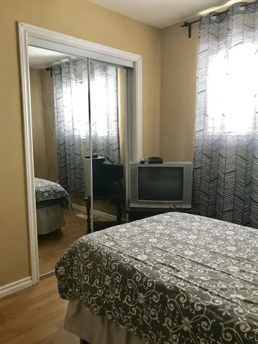 Central Edmonton Private Rooms