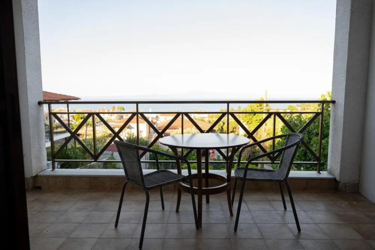 Este Luxury Apartments