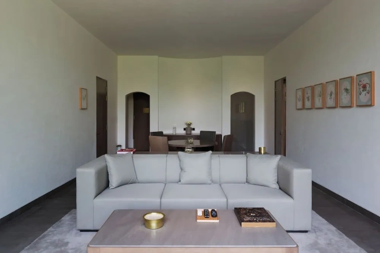 Luxury Suite
