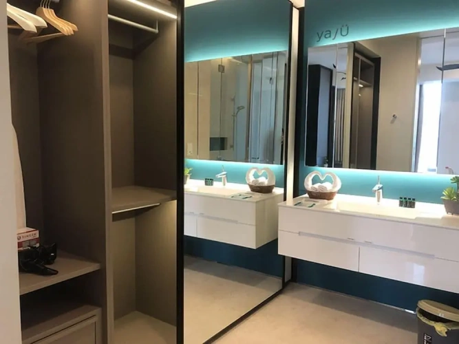 Guest rooms
