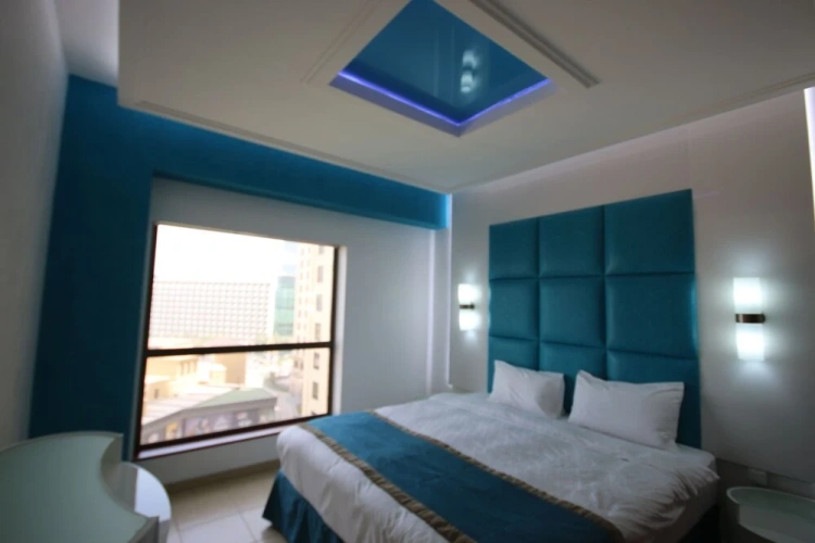 5 Bedrooms Apartment beachfront