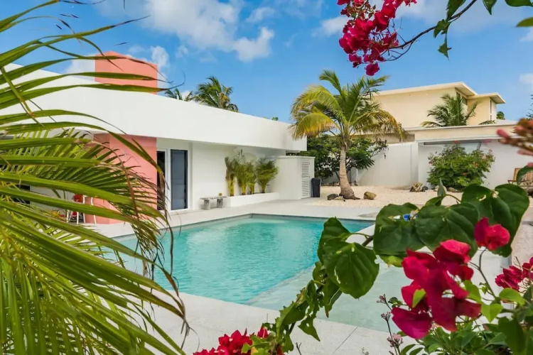 Boca Catalina 2bd 2bt Apt 1