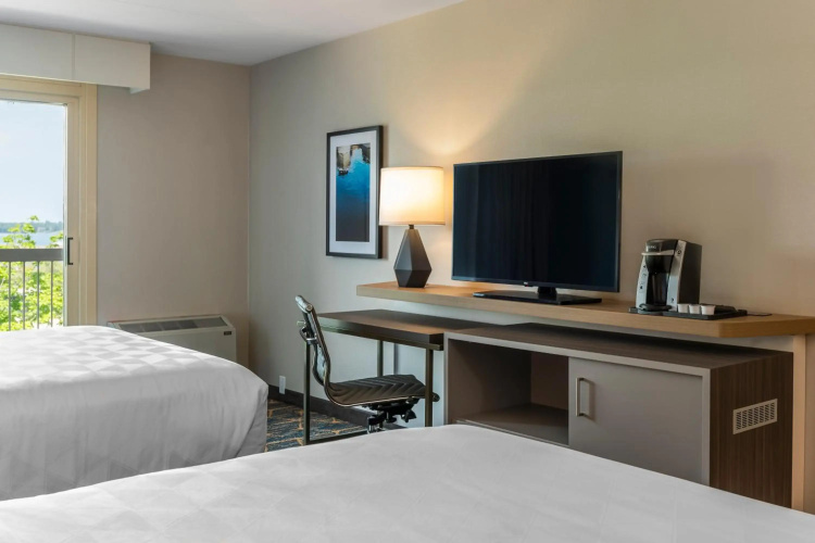 Holiday Inn Kingston Waterfront by IHG