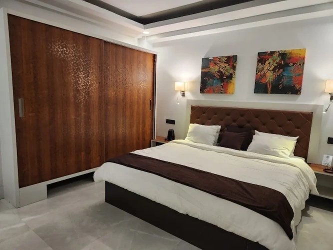 Deluxe Double room with city view