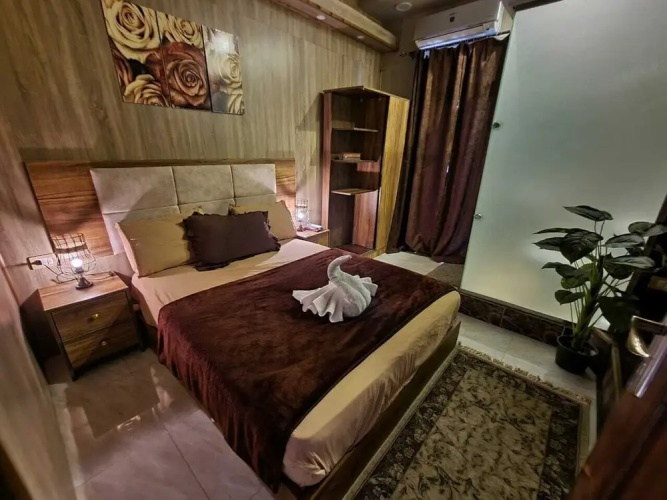 Cairo Plaza Hotel