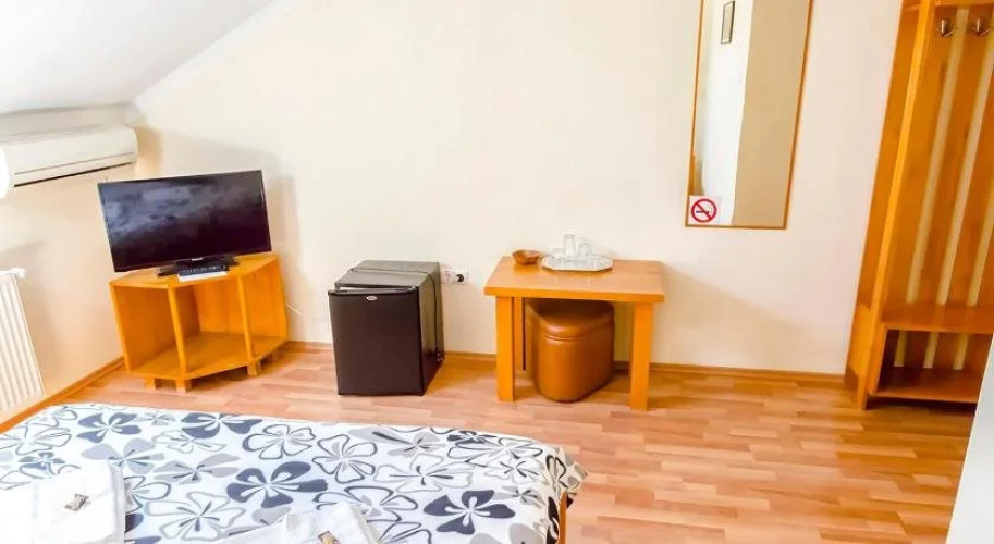 Pension Floare de Colti