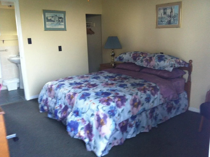 Bridgewaters Inn