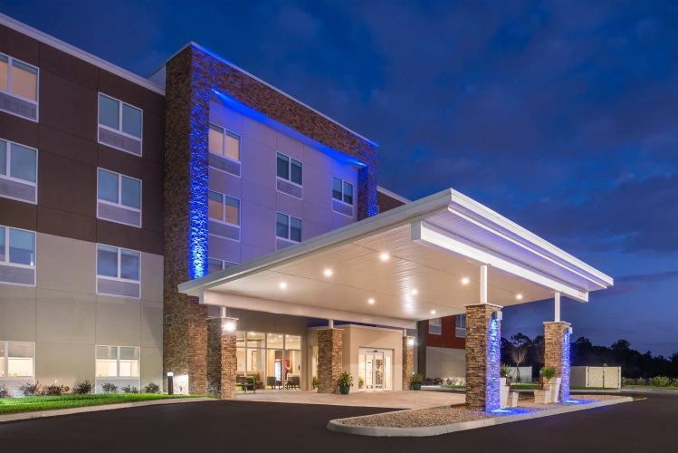 Holiday Inn Express & Suites West Melbourne by IHG