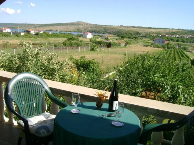 Apartment Školj 3